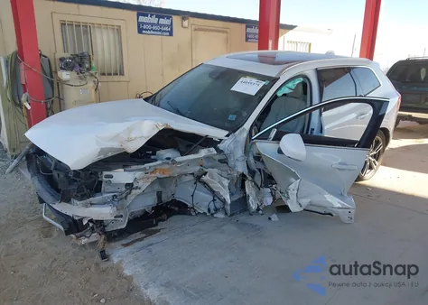 2021 Volvo Xc60 T5 Momentum z USA, uszkodzony, nr VIN YV4102DK2M1685207